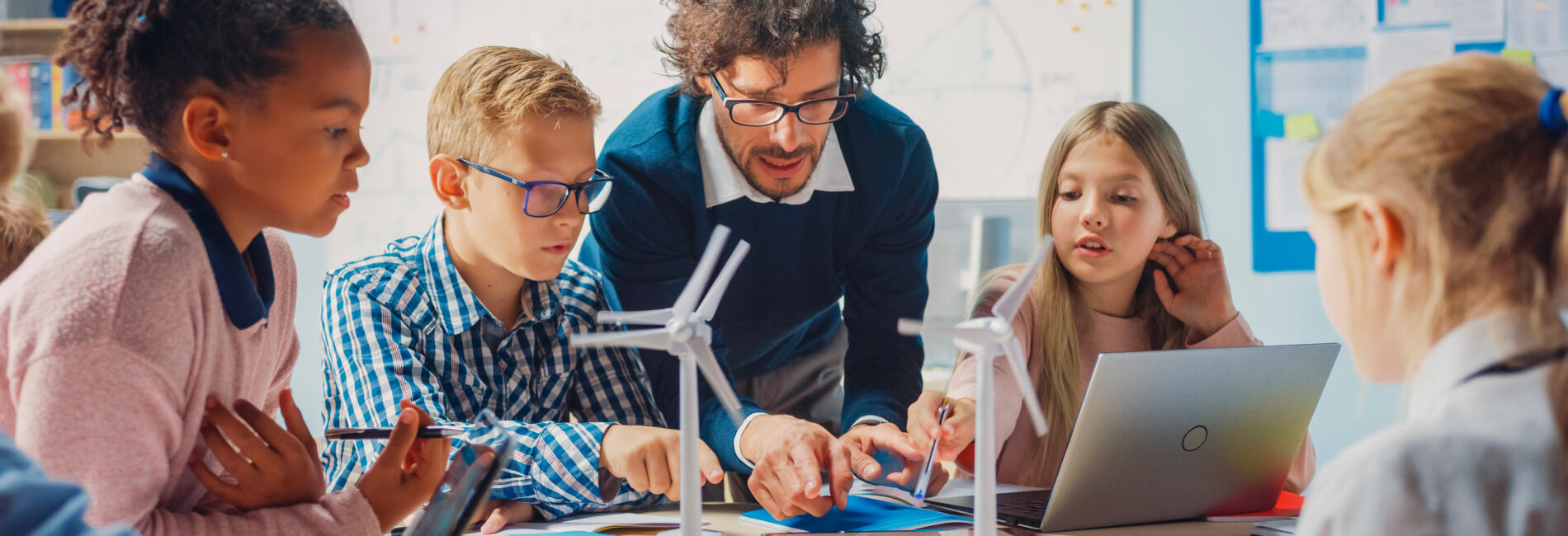 La scuola, un luogo per imparare e per socializzare.